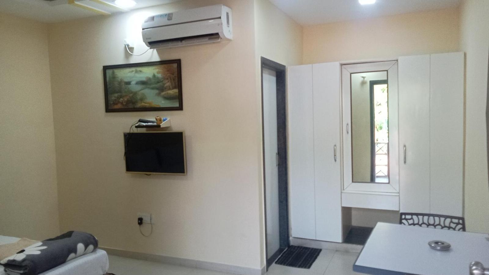 Giriraj Garden Resort Vagholi  ภายนอก รูปภาพ